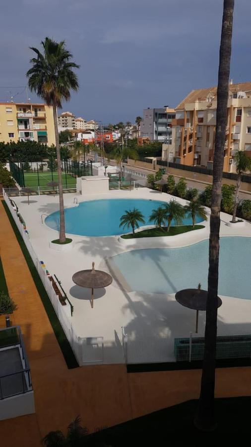 Sunny Apartment In Denia With Outdoor Swimming Pool And Garage Parking Place Included, 300M From The Sandy Beach ภายนอก รูปภาพ